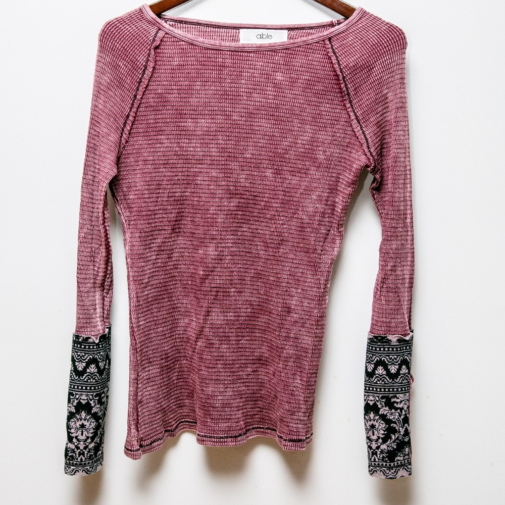 ABLE USA Thermal women's top with design cuff XL